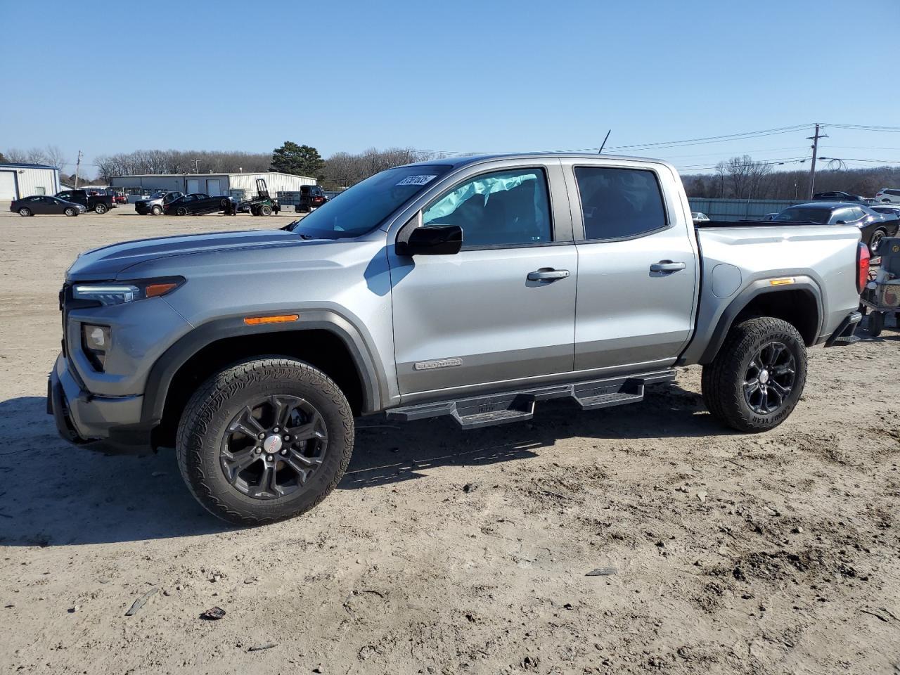 2023 GMC CANYON