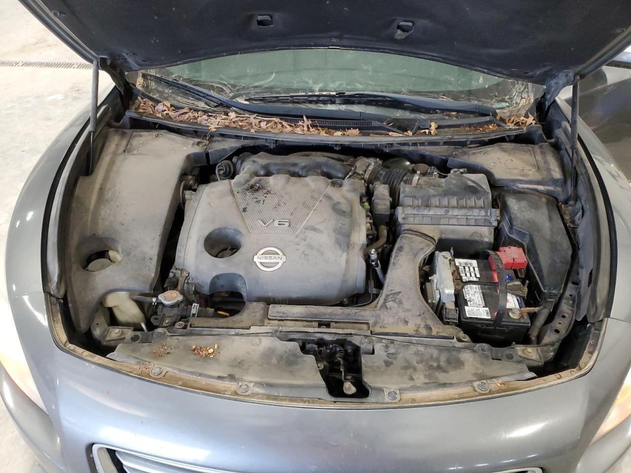 2014 NISSAN Maxima