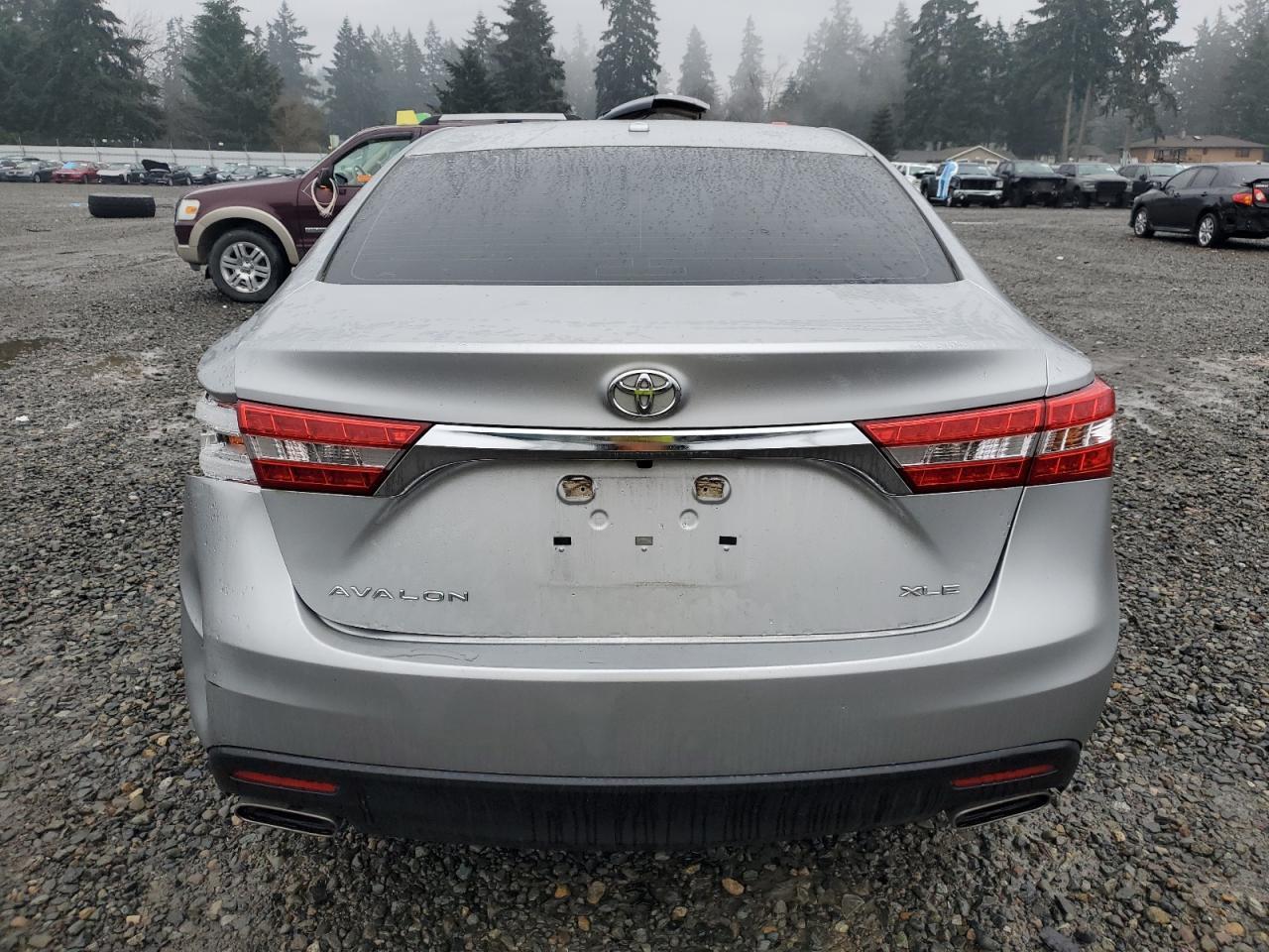 2015 TOYOTA Avalon