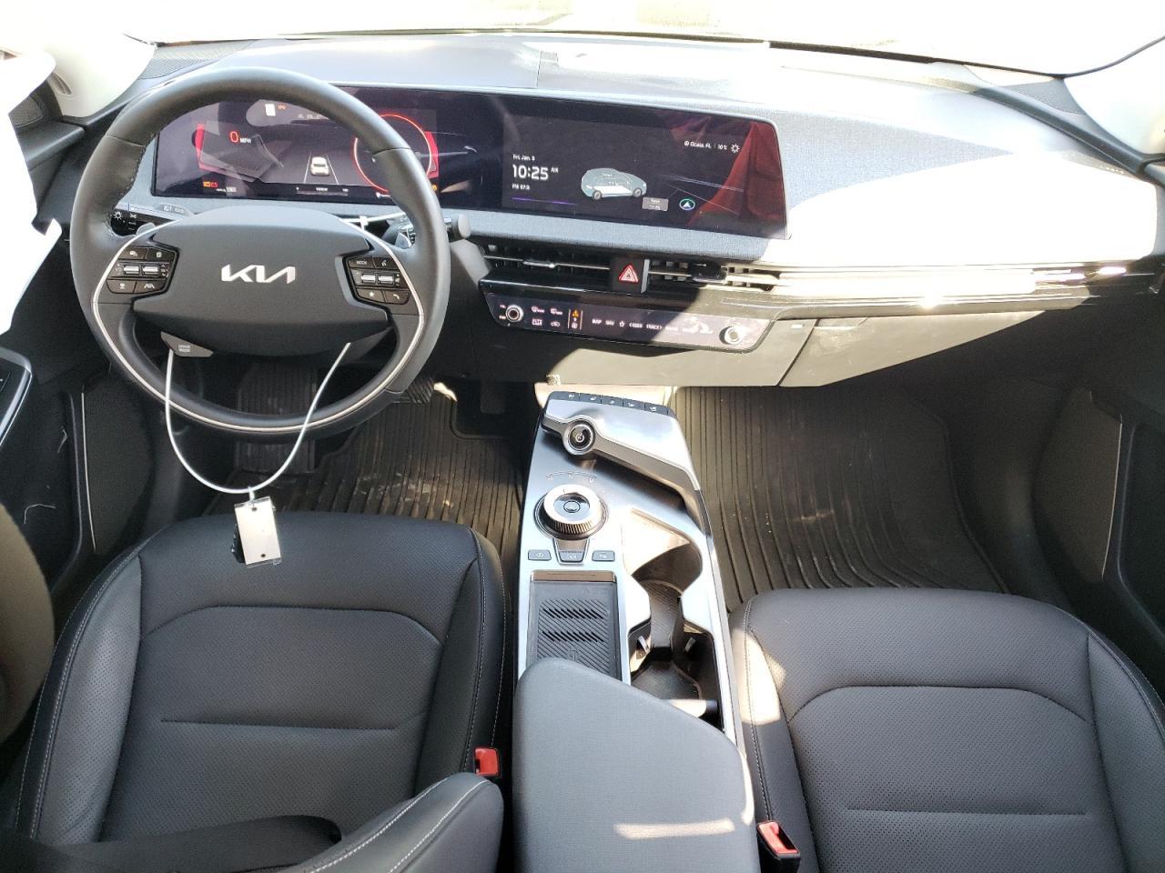 2023 KIA EV6