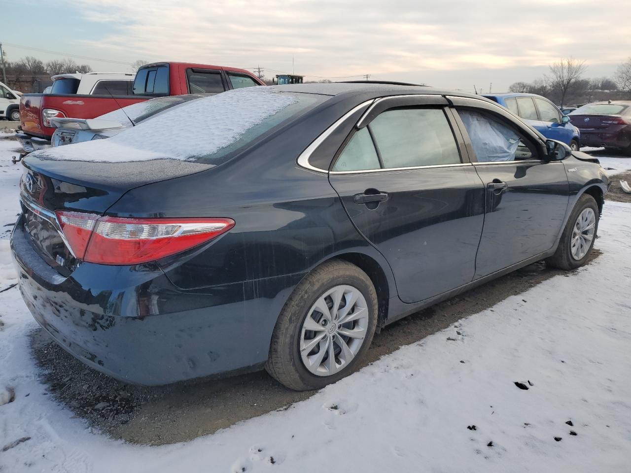 2015 TOYOTA CAMRY