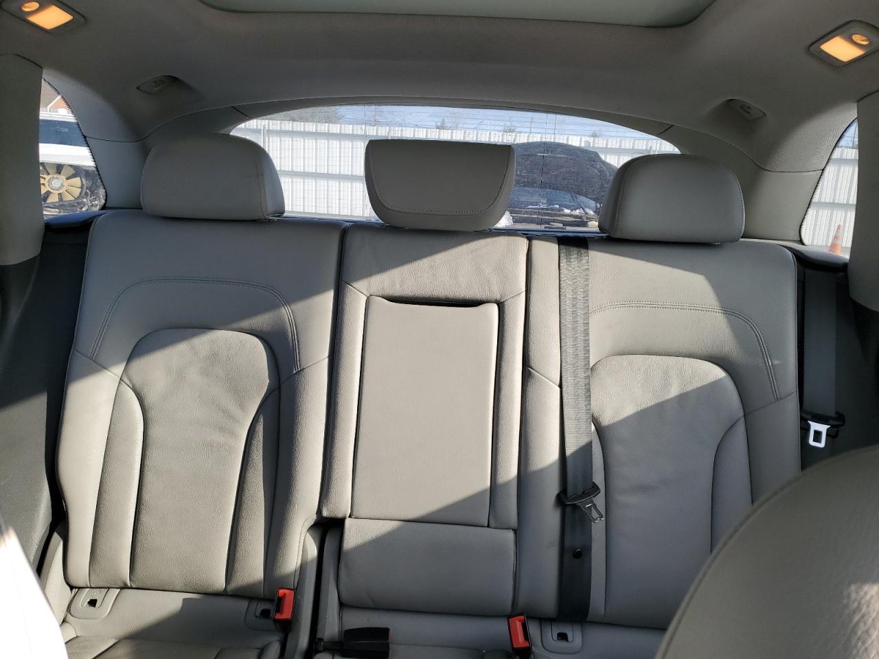 2015 AUDI Q5