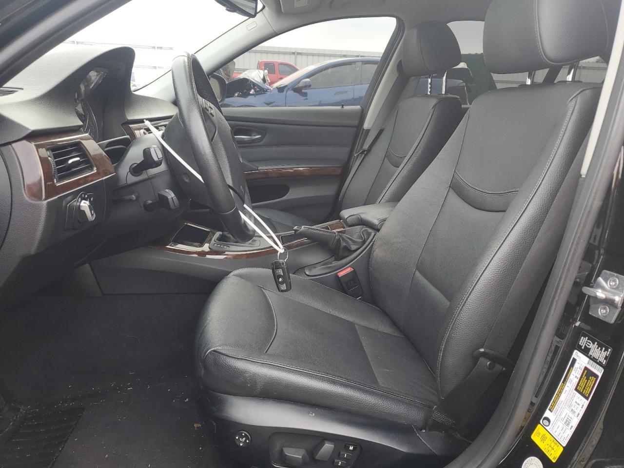 2011 BMW 3 SERIES