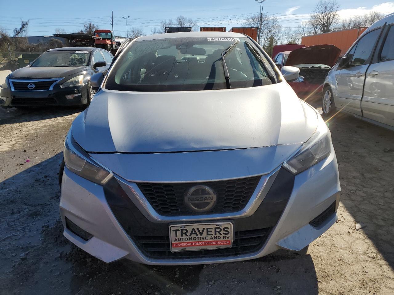 2021 NISSAN VERSA