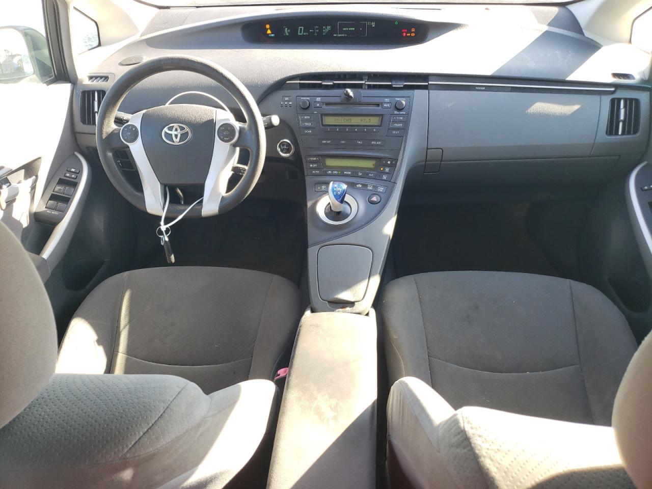 2011 TOYOTA PRIUS
