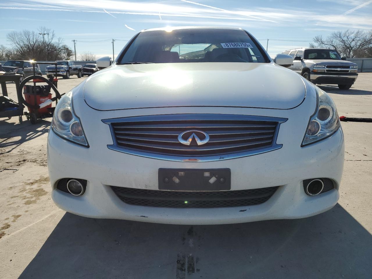 2011 INFINITI G37