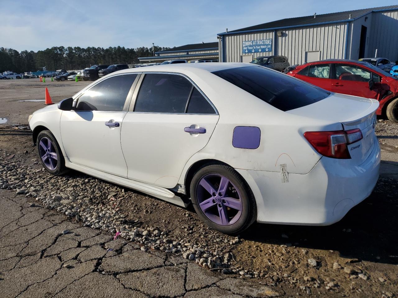2014 TOYOTA CAMRY