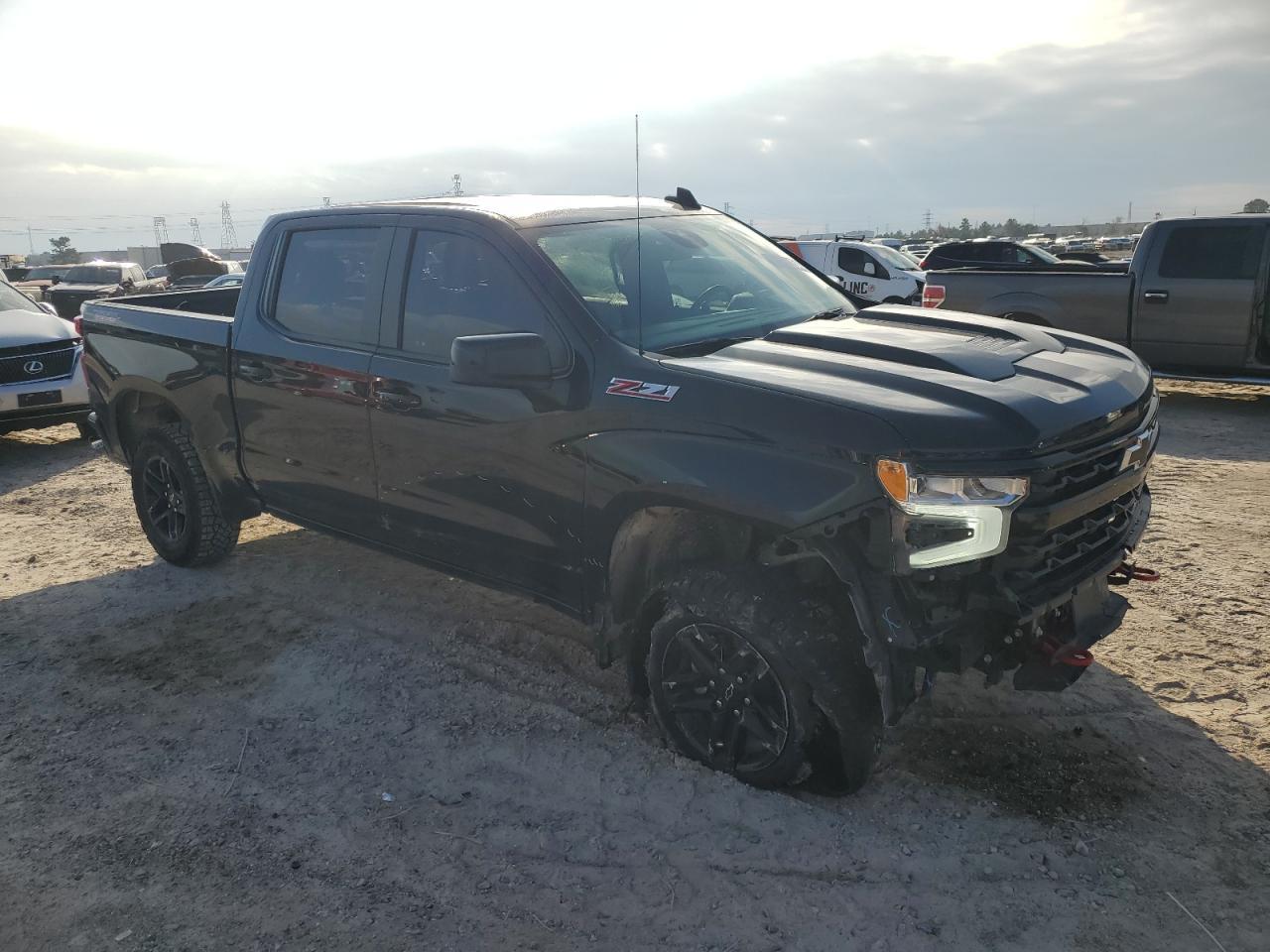 2024 CHEVROLET Silverado