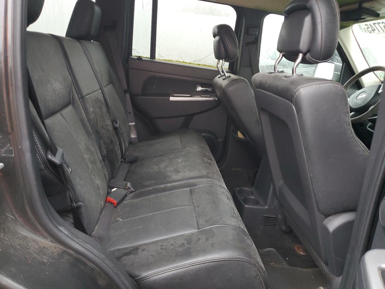 2010 JEEP Liberty