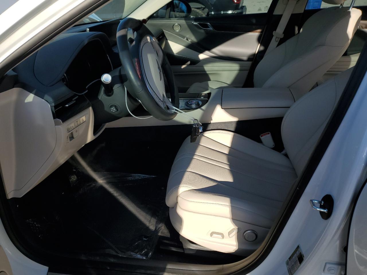 2024 GENESIS G80