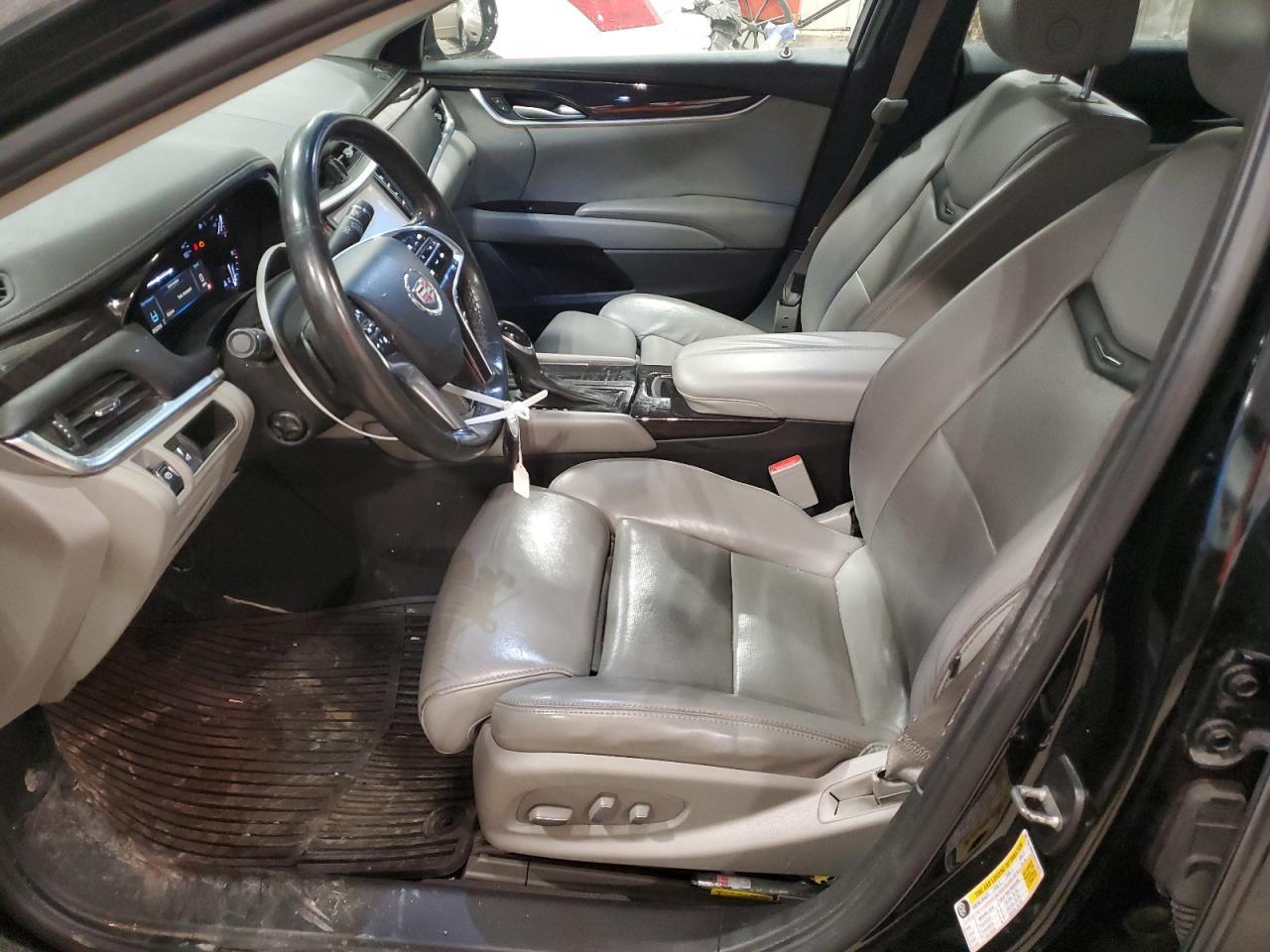 2013 CADILLAC XTS