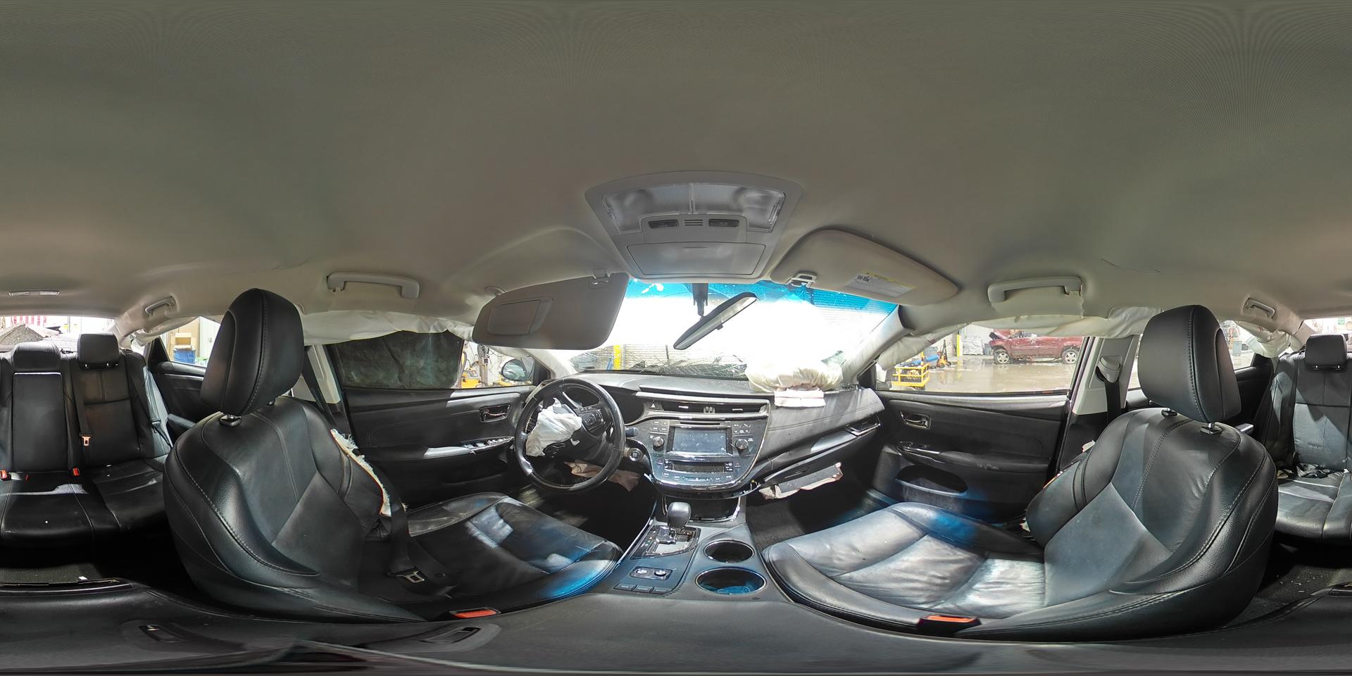 2016 TOYOTA Avalon