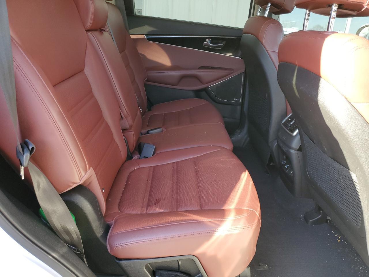 2017 KIA SORENTO