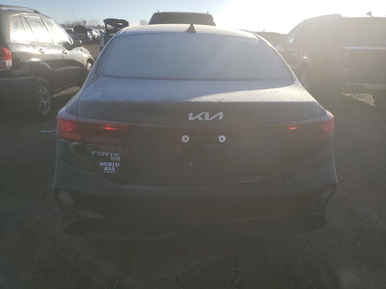 2024 KIA FORTE