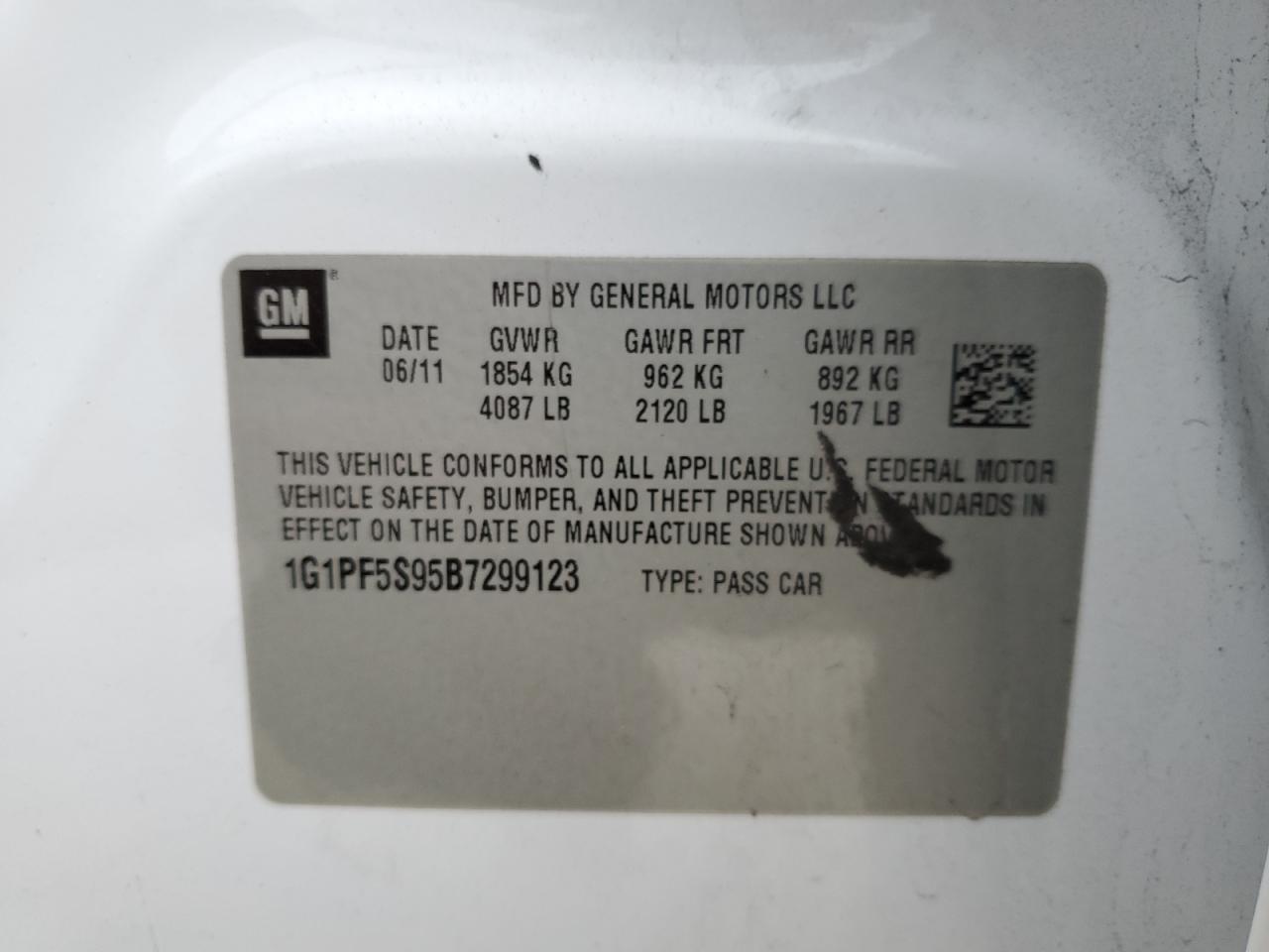2011 CHEVROLET CRUZE