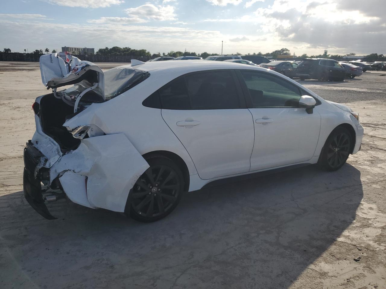 2024 TOYOTA COROLLA