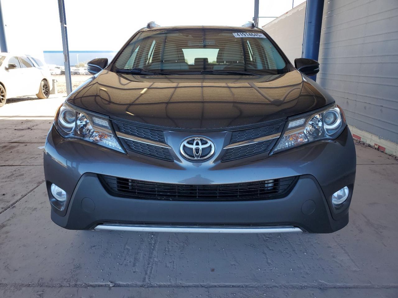2015 TOYOTA RAV4