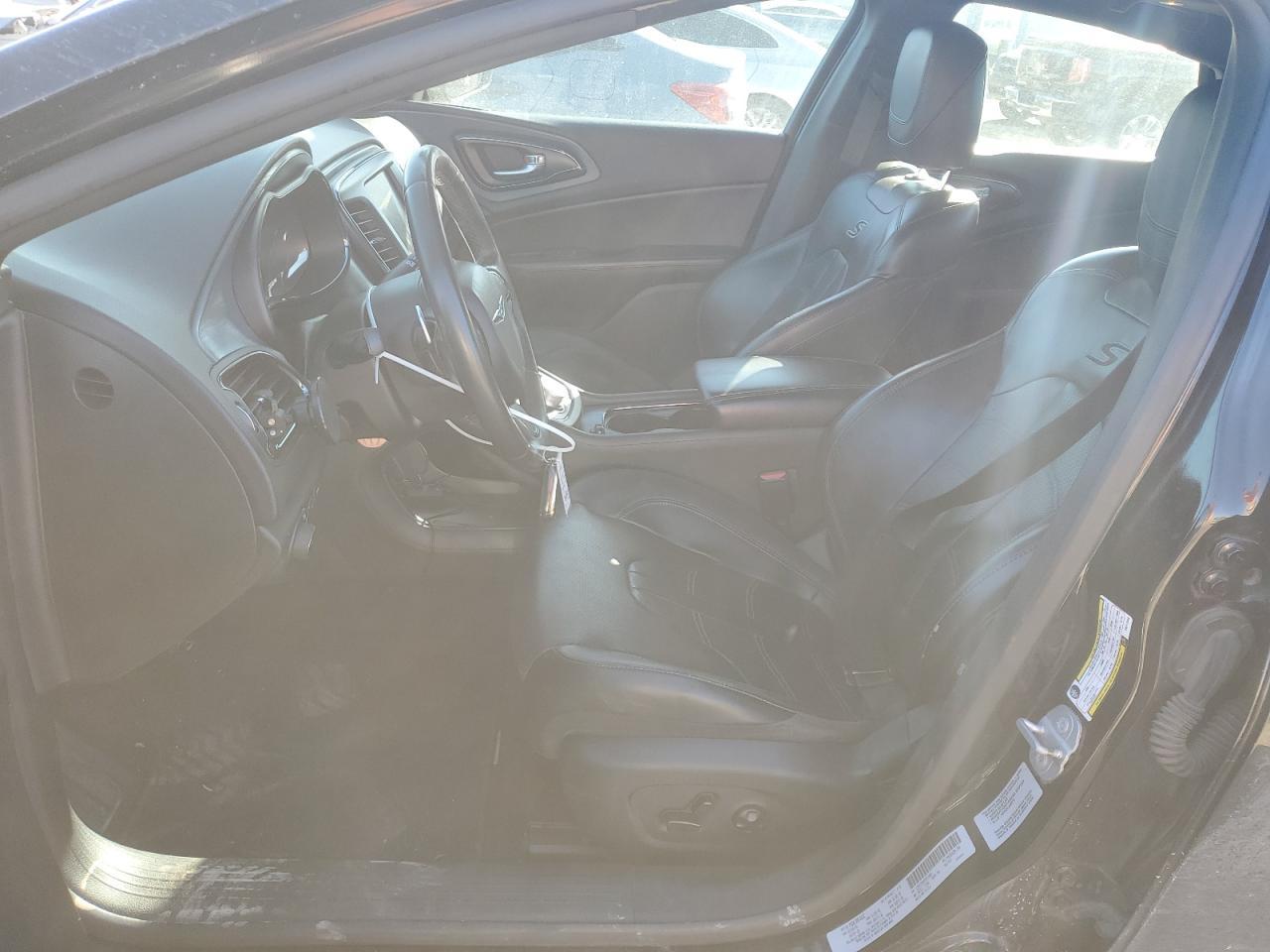 2015 CHRYSLER 200