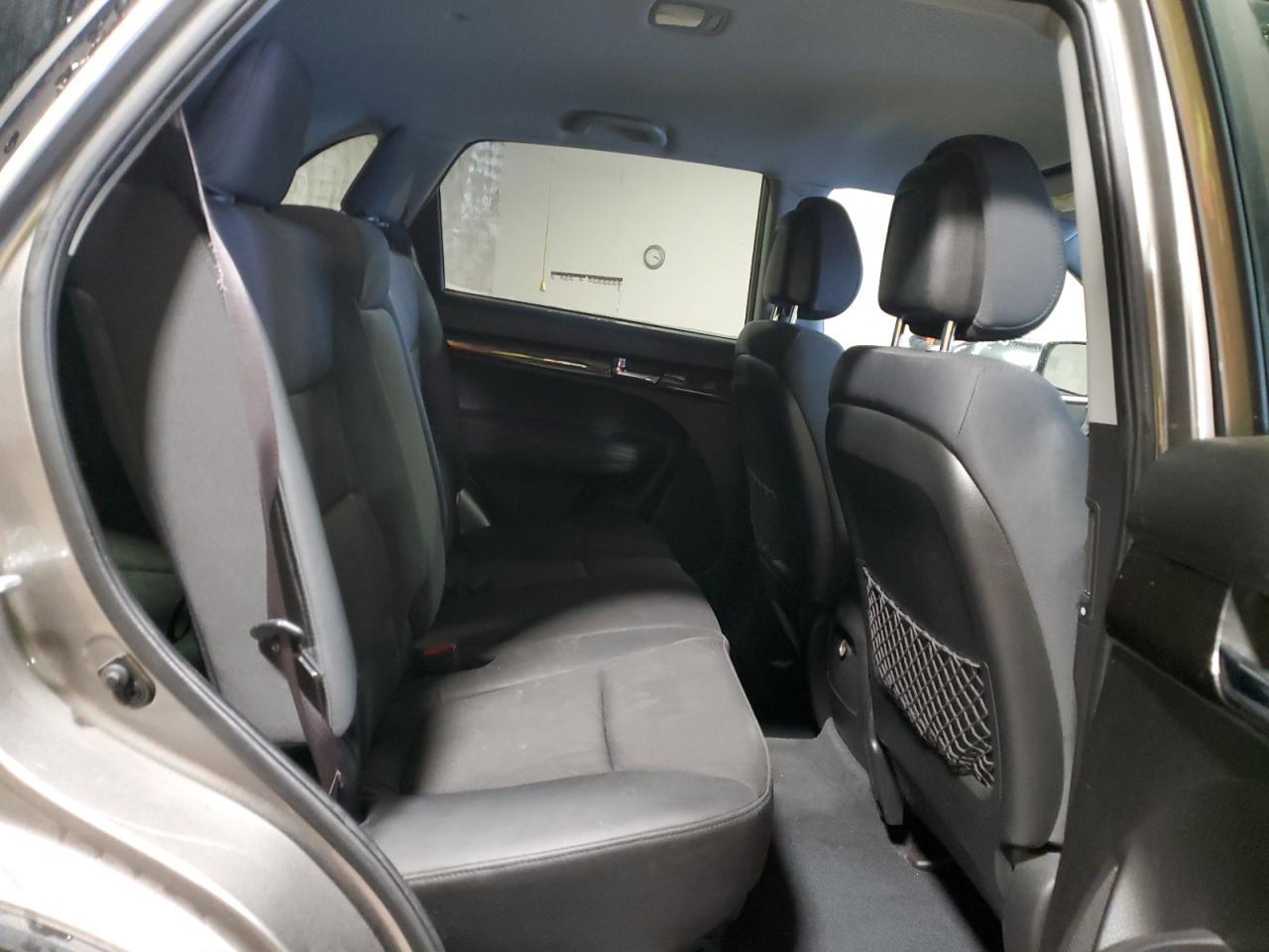 2011 KIA SORENTO