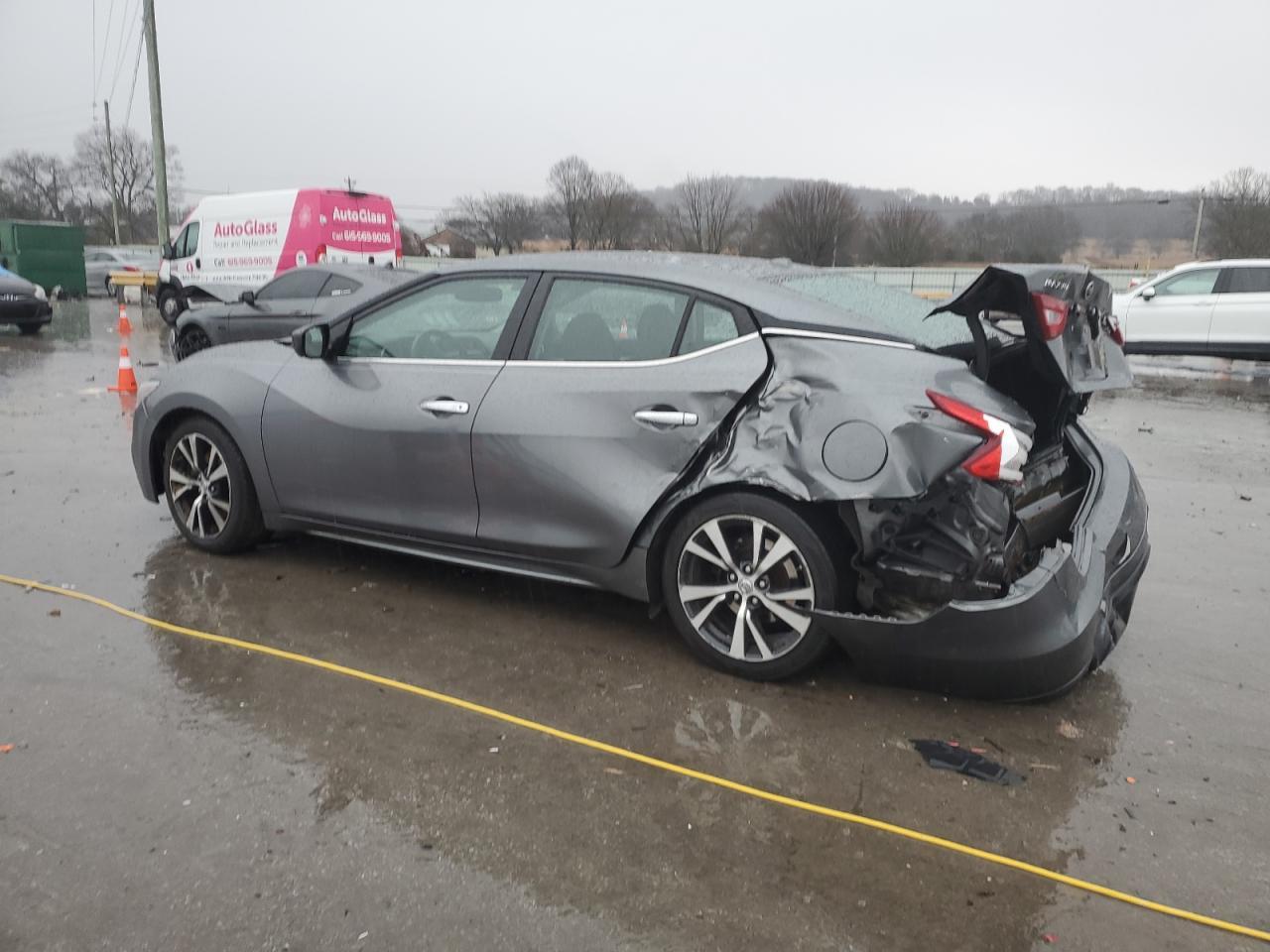 2017 NISSAN Maxima