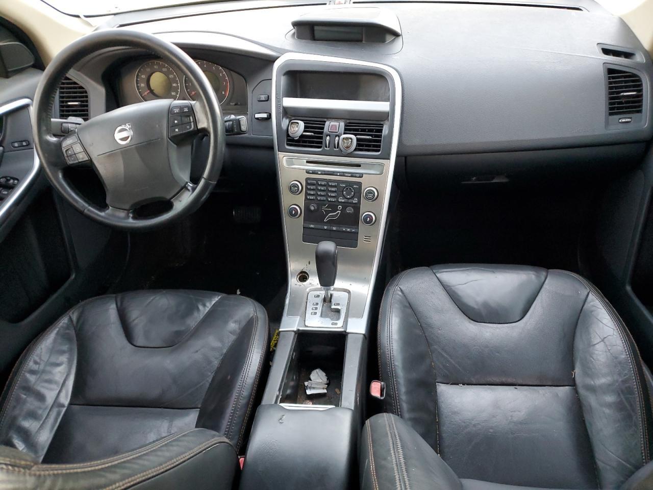 2010 VOLVO XC60