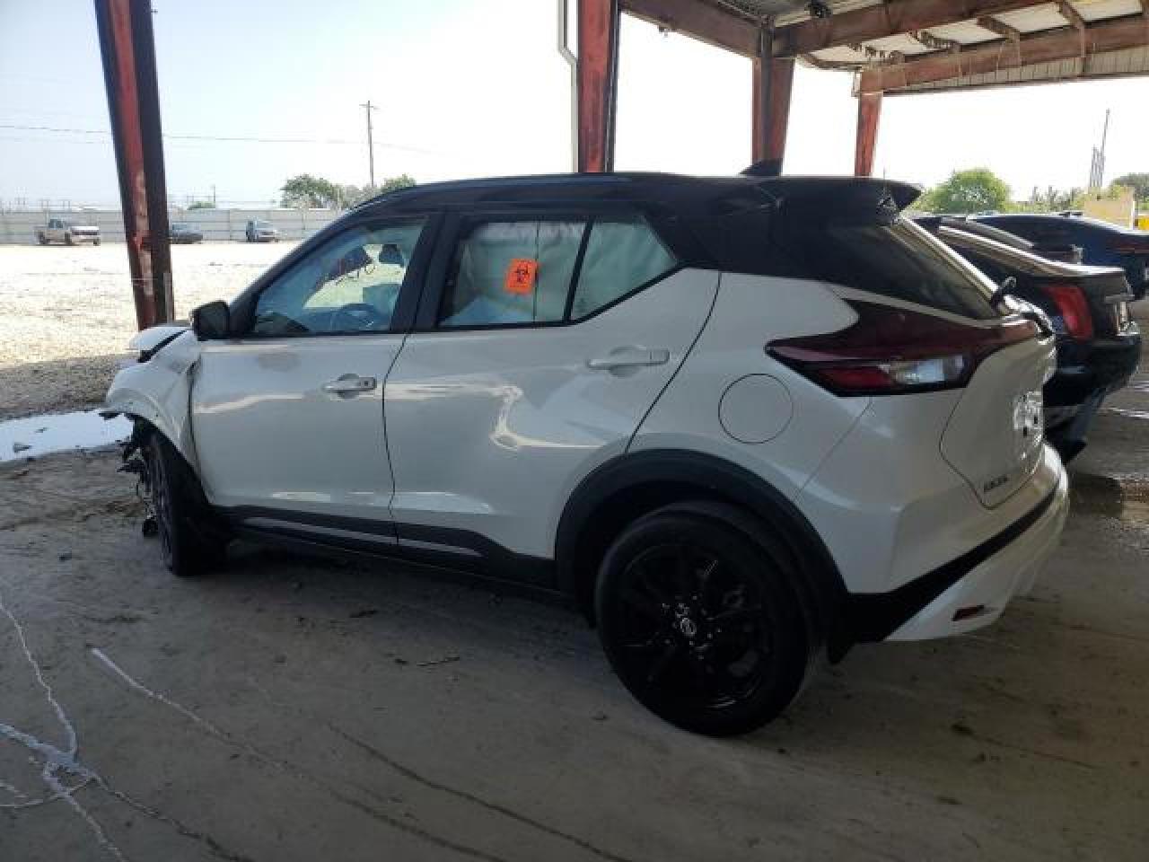 2021 NISSAN KICKS