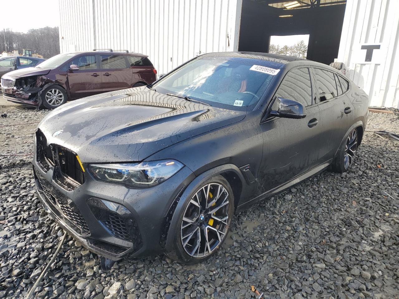 2022 BMW X6