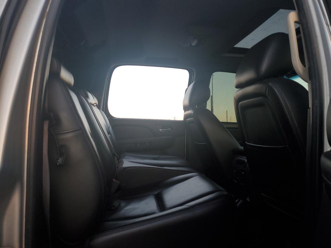 2011 CHEVROLET Avalanche