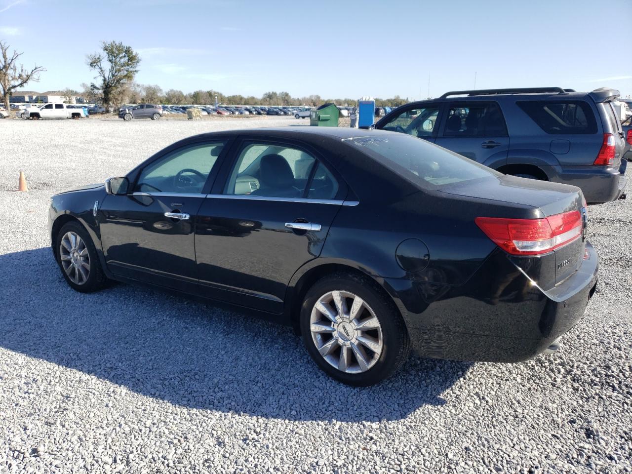 2010 LINCOLN MKZ