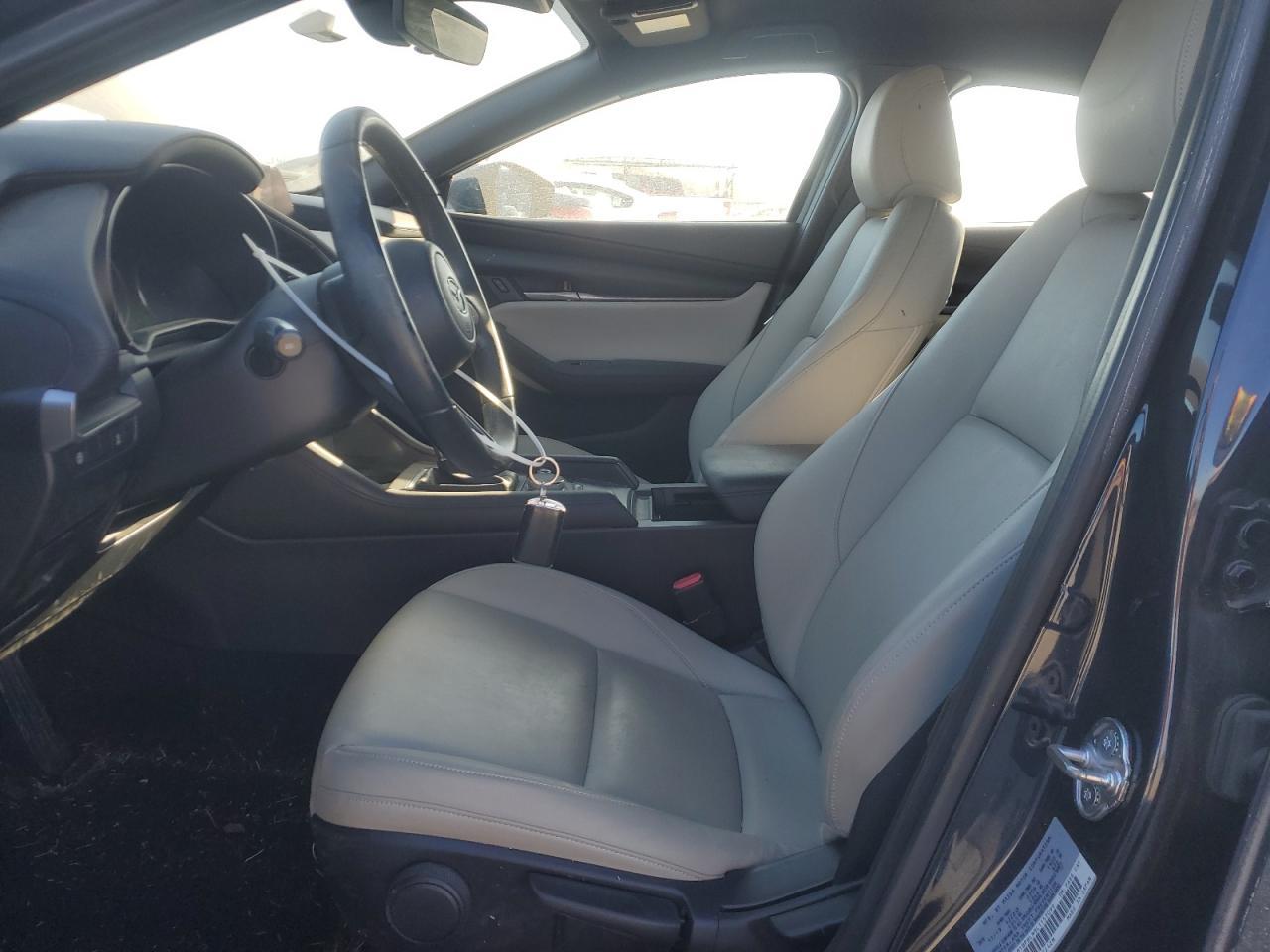 2020 MAZDA 3