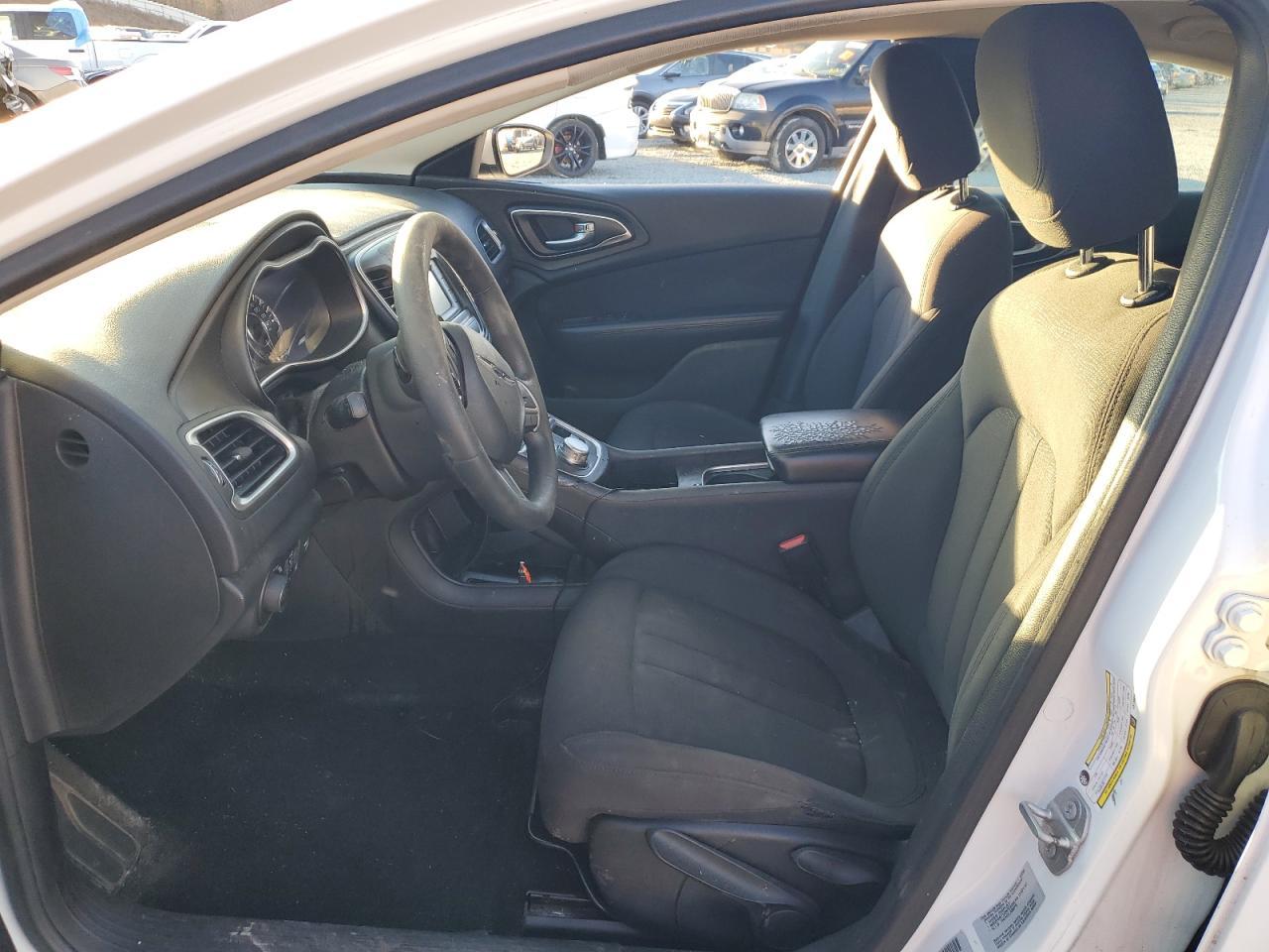 2015 CHRYSLER 200