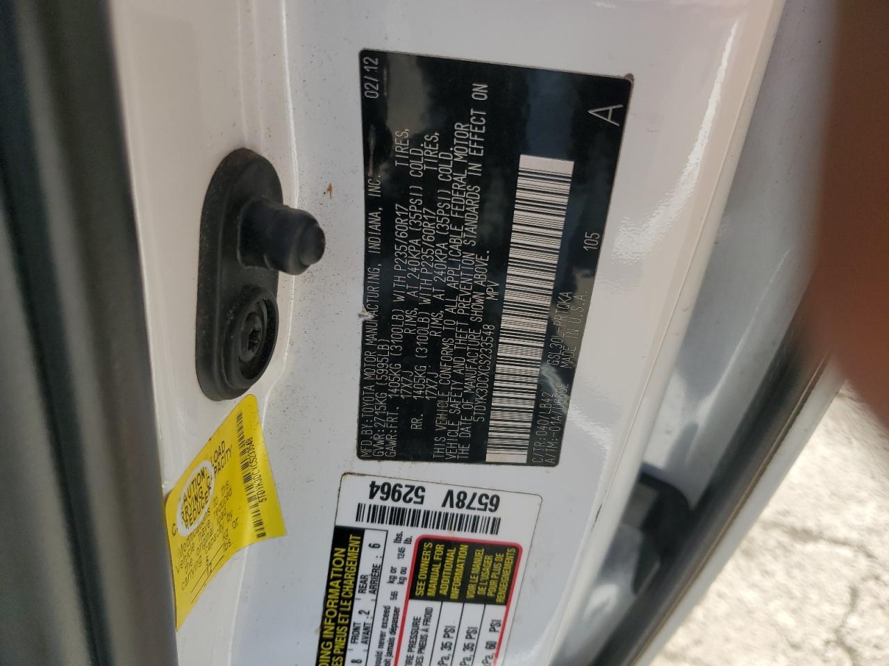 2012 TOYOTA SIENNA