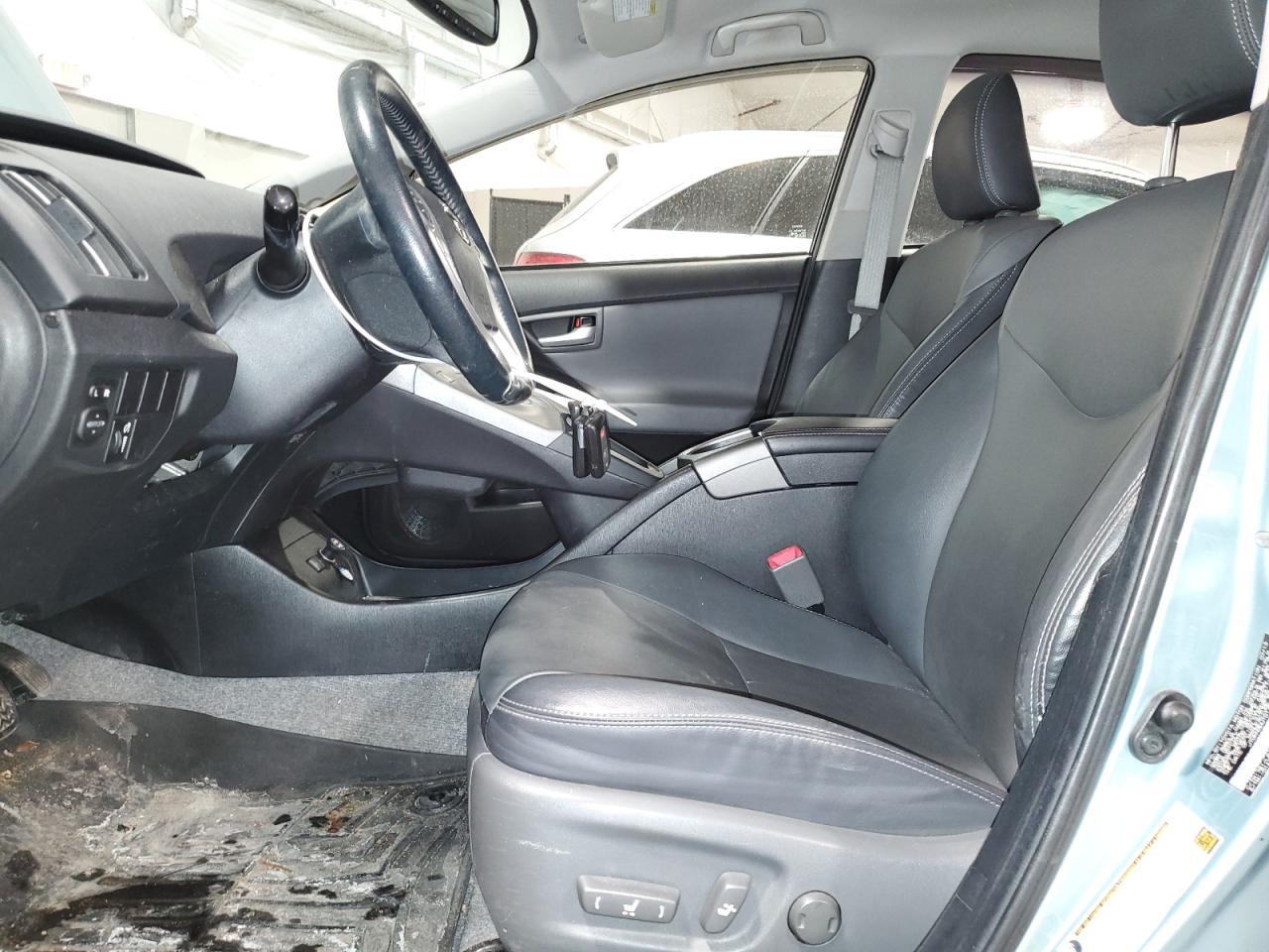 2013 TOYOTA PRIUS