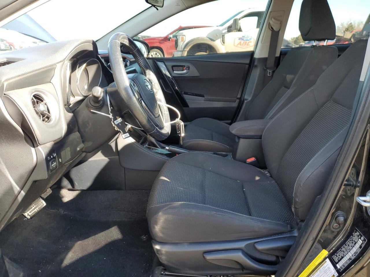 2017 TOYOTA COROLLA
