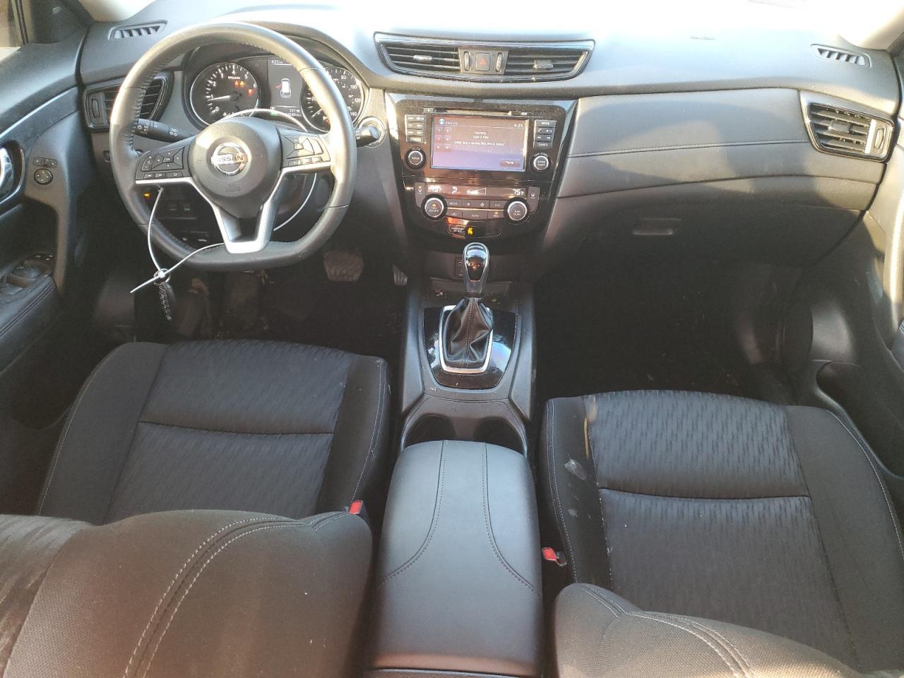 2017 NISSAN ROGUE