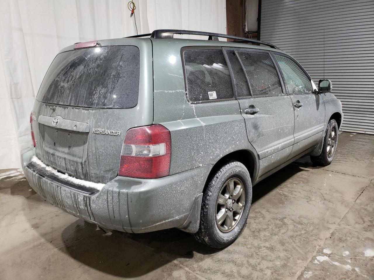 2005 TOYOTA HIGHLANDER