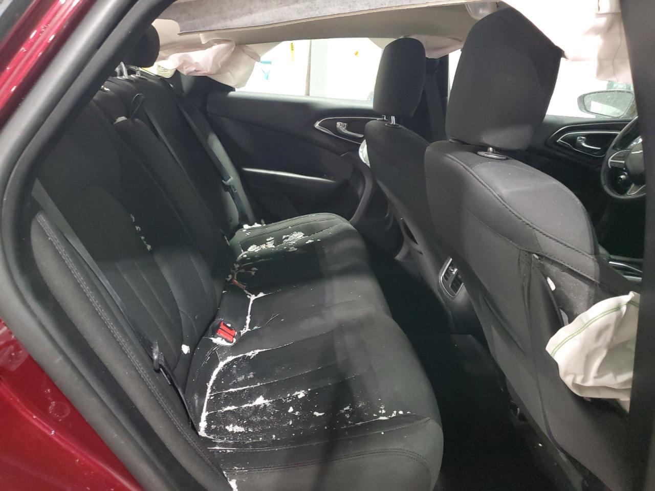 2016 CHRYSLER 200