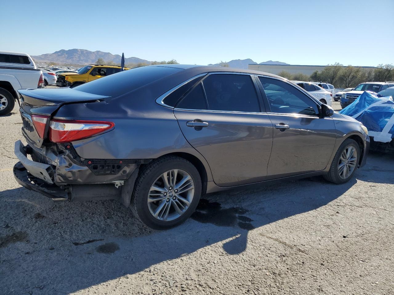 2016 TOYOTA CAMRY