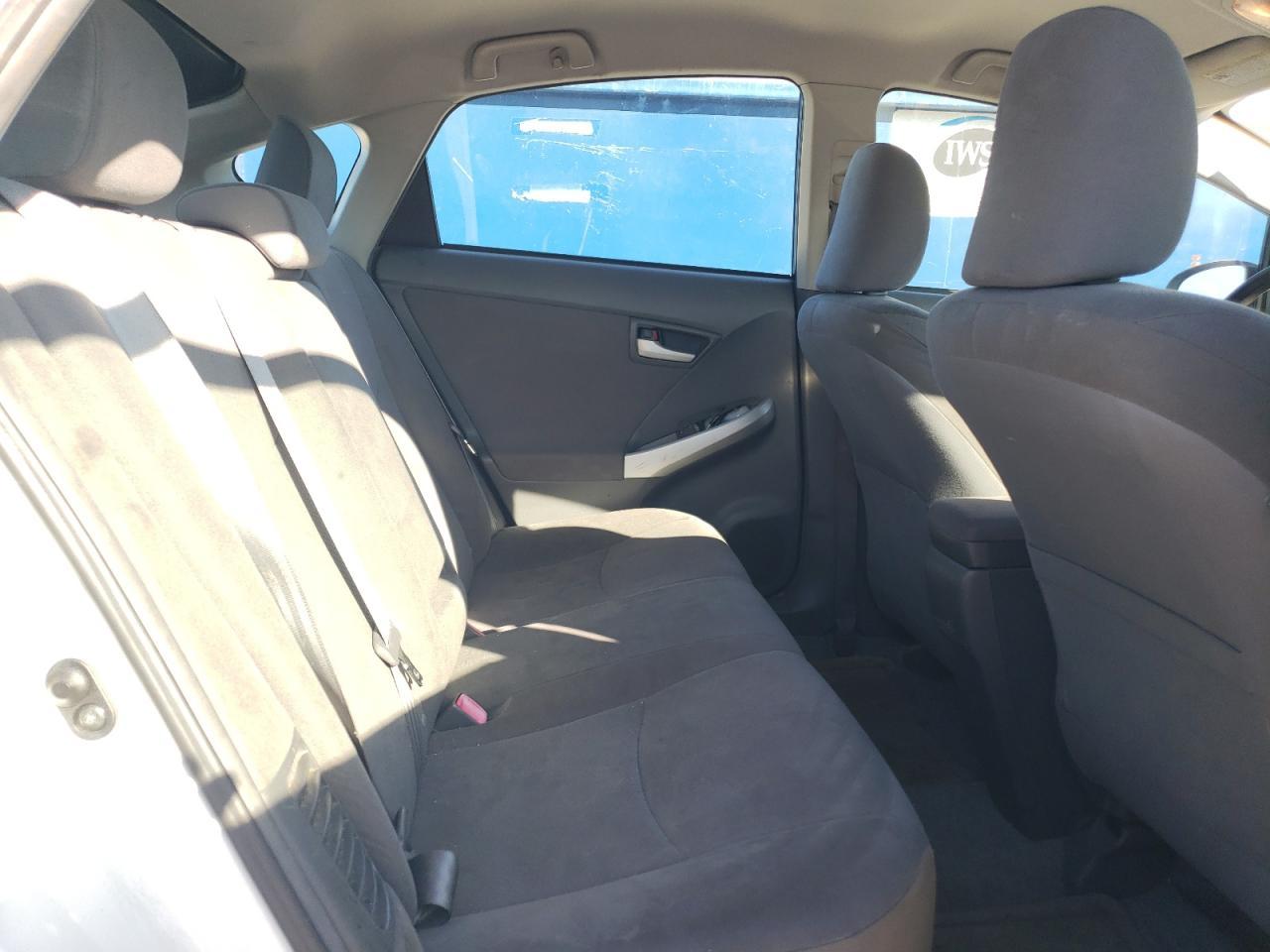 2011 TOYOTA PRIUS