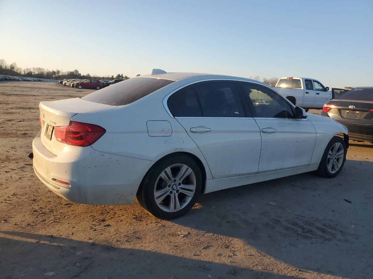 2018 BMW 3 SERIES