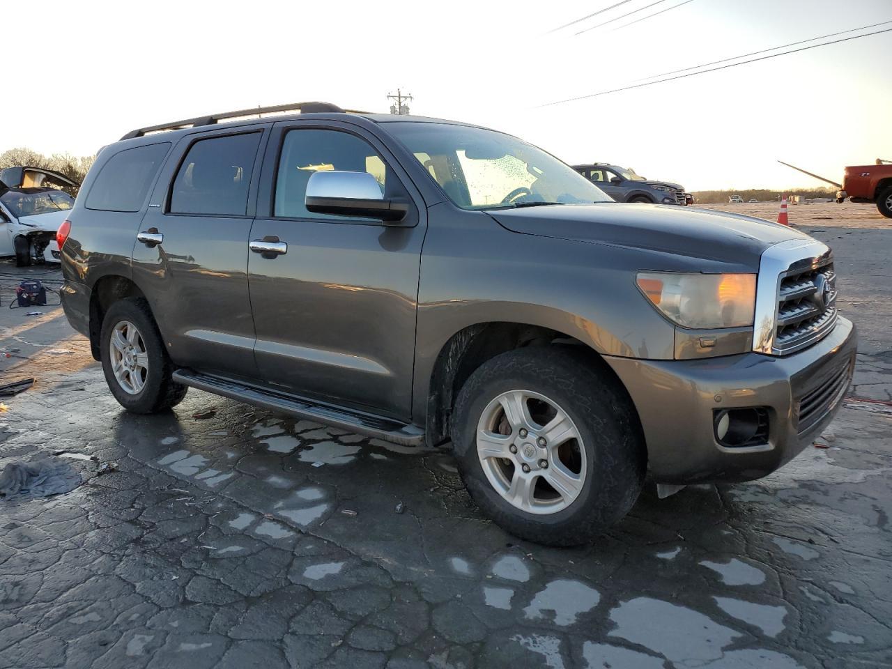 2008 TOYOTA Sequoia