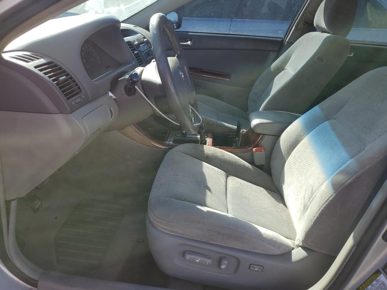 2004 TOYOTA CAMRY