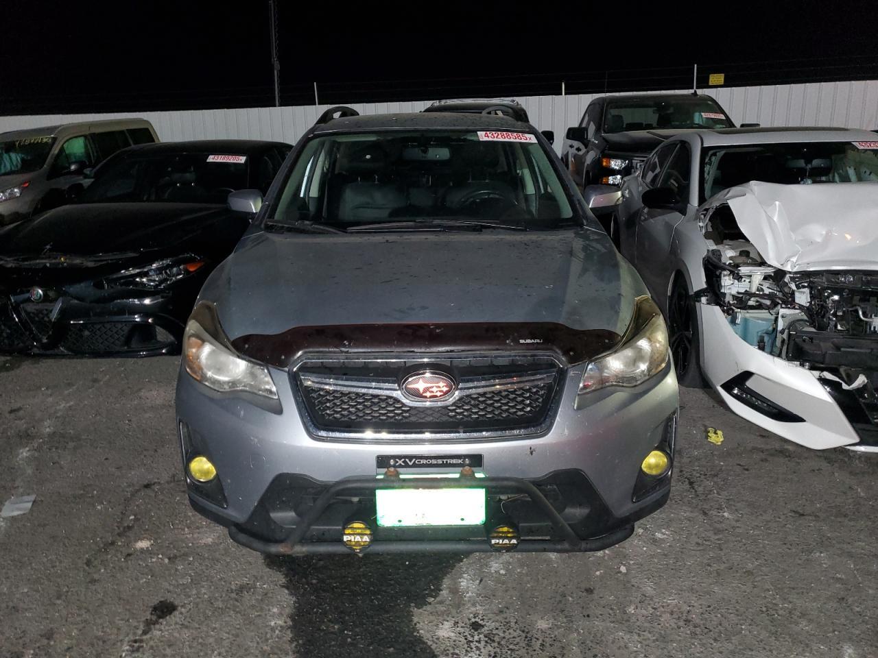 2016 SUBARU Crosstrek
