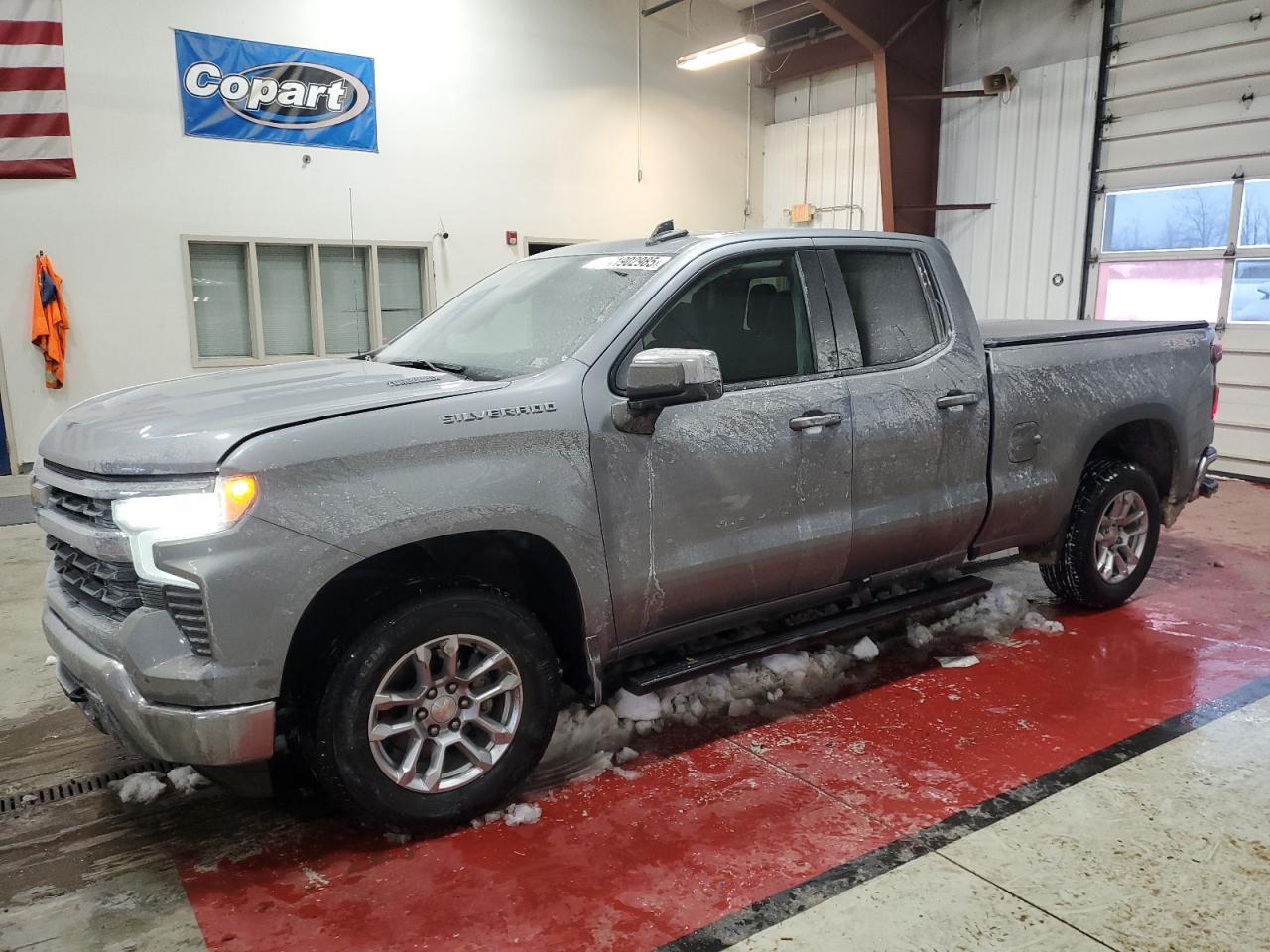2024 CHEVROLET Silverado