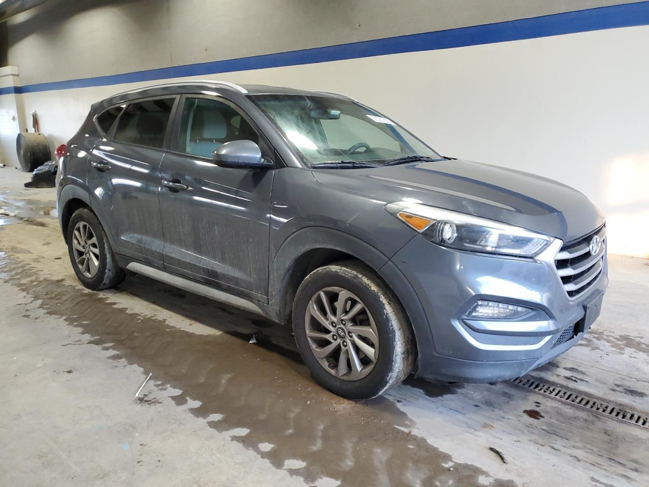 2018 HYUNDAI TUCSON