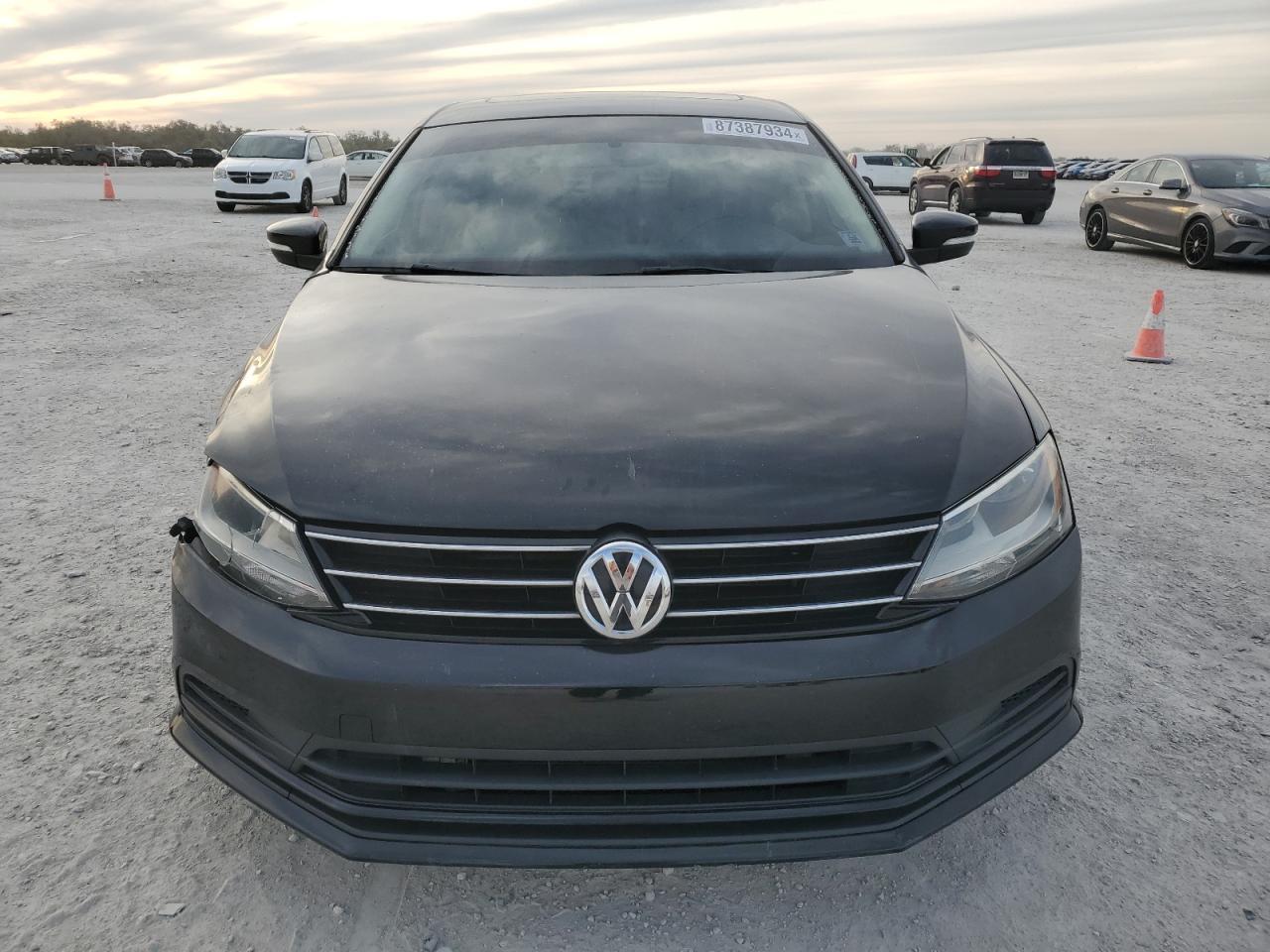 2016 VOLKSWAGEN JETTA