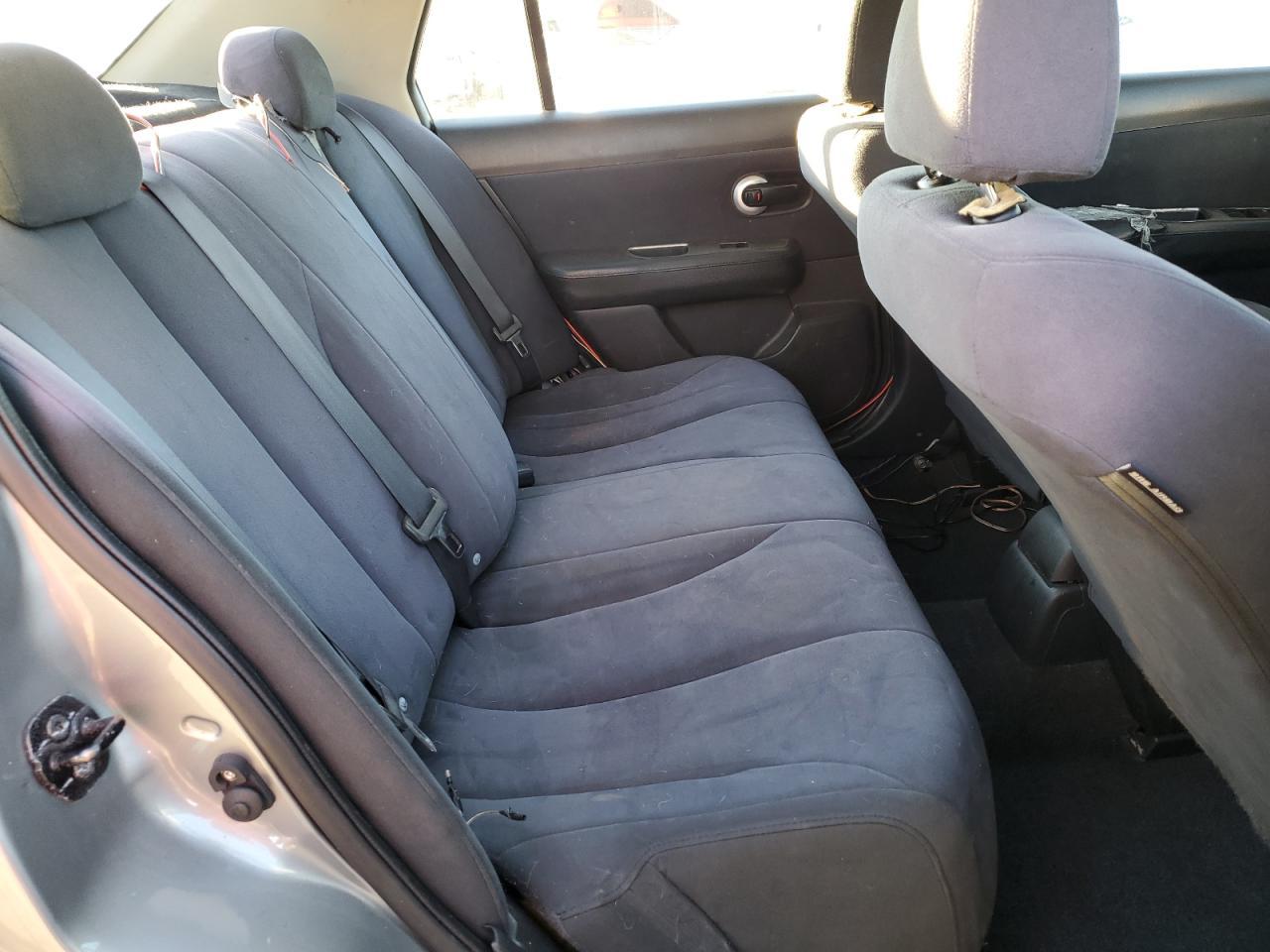 2009 NISSAN VERSA