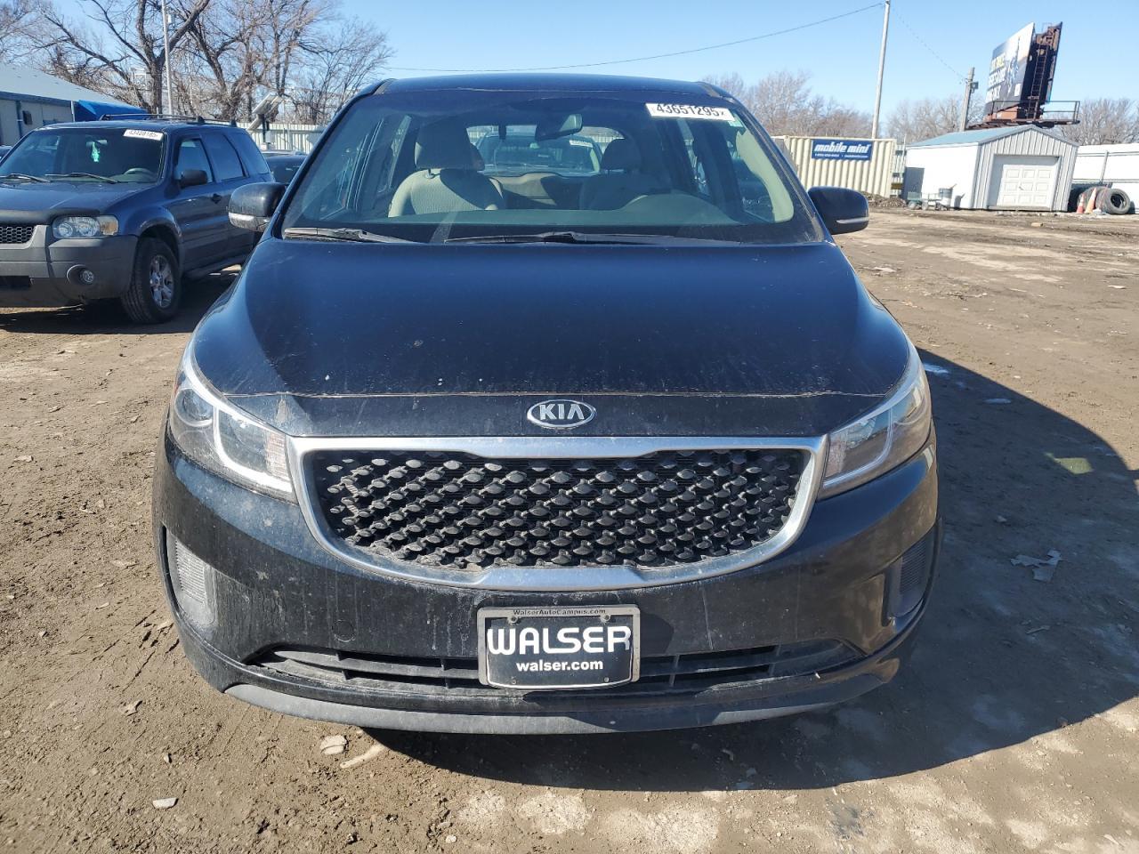 2016 KIA SEDONA