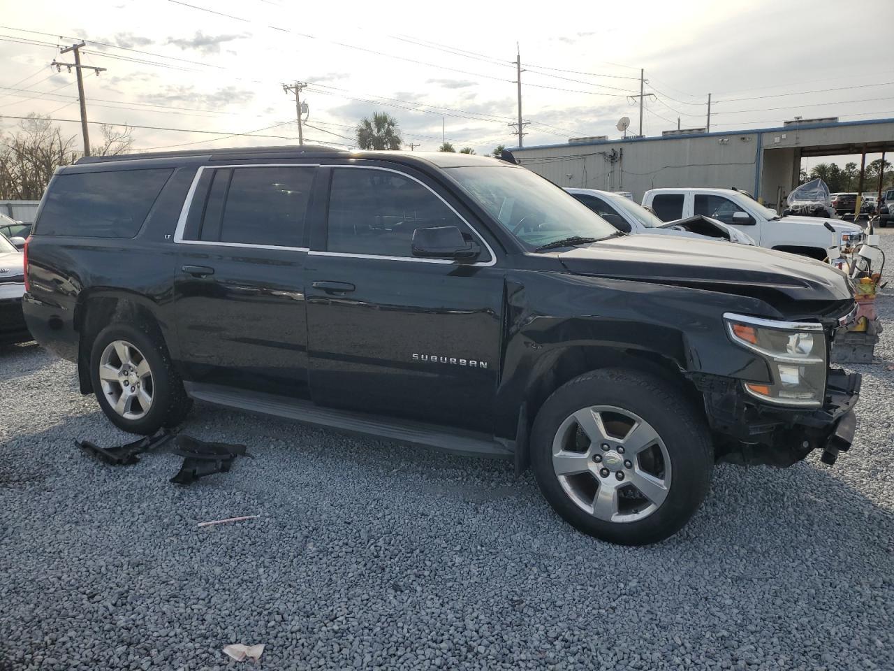 2015 CHEVROLET Suburban