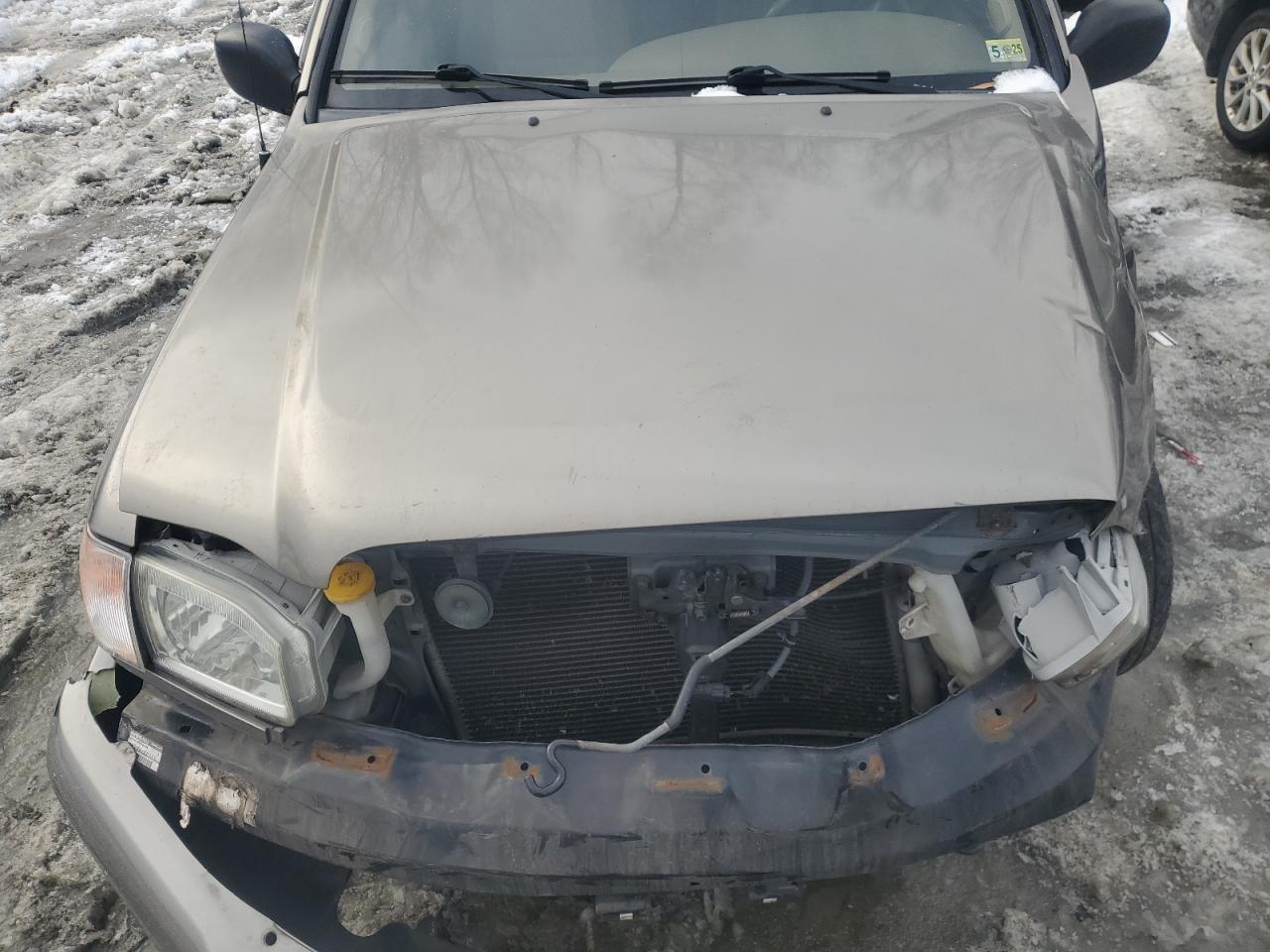 2004 NISSAN PATHFINDER